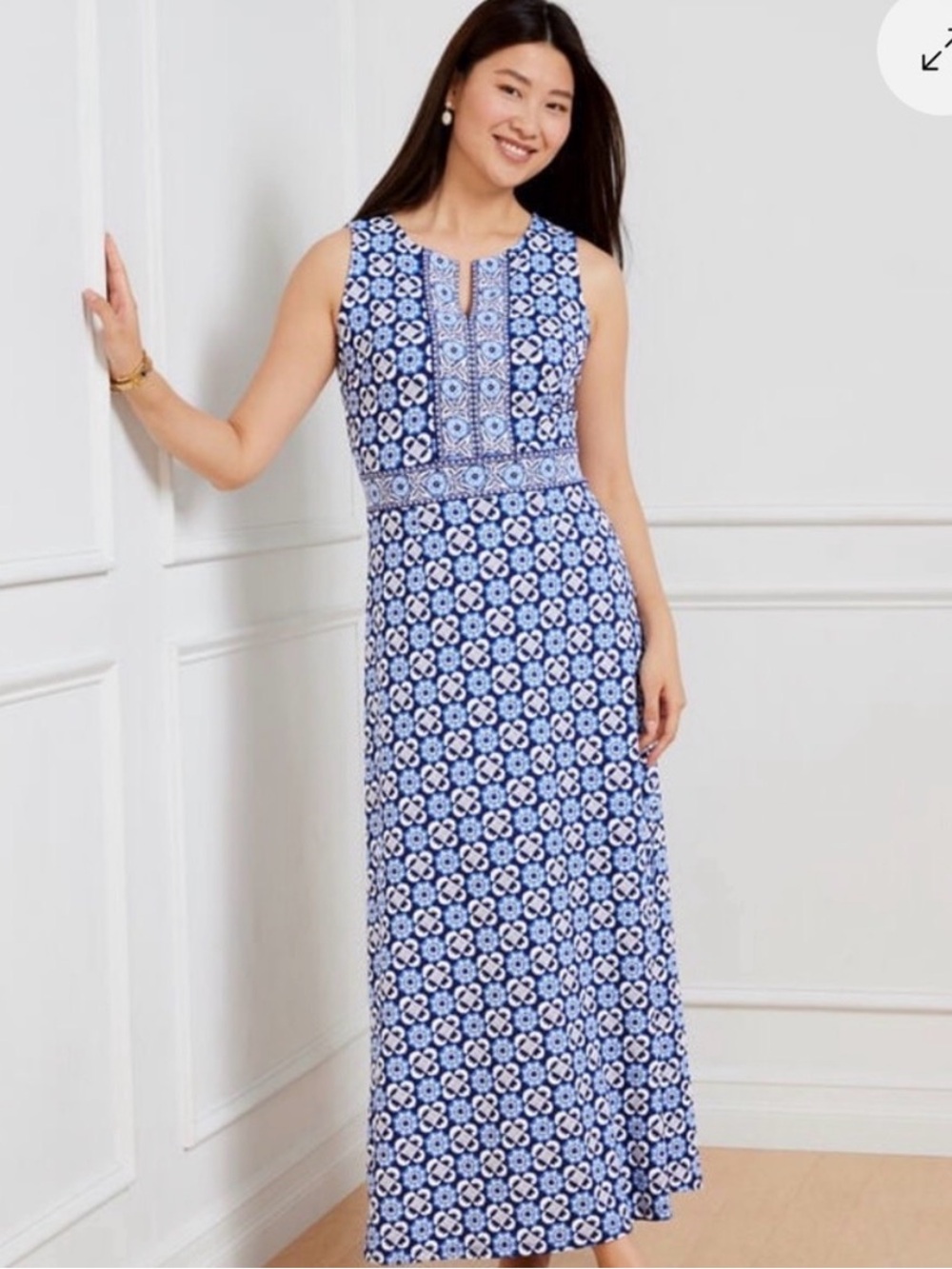 Talbots Blue and White Sleeveless Patterned Maxi/Midi Dress